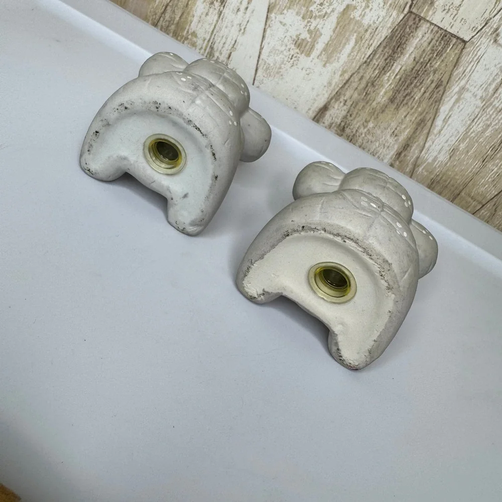 Vintage 90's Ceramic Elephant Salt‎ and Pepper Shaker Anthropomorphic